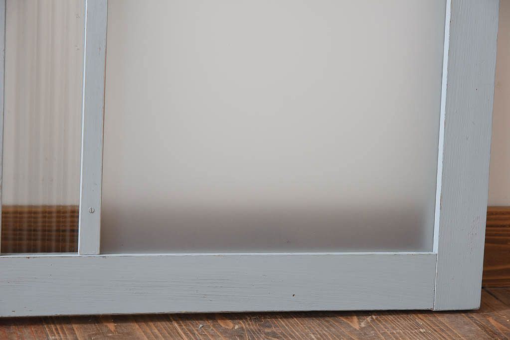 アンティークペイントの横型明り取り(窓)(2)