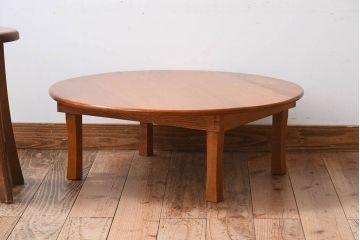 アンティーク家具　古い栓材製のシンプルなアンティーク丸ちゃぶ台