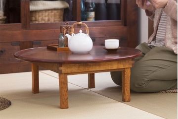 アンティーク家具　古い栓材製のシンプルなアンティーク丸ちゃぶ台(2)