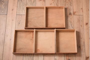 レトロ家具　ネームプレート付き!ナラ材製のレトロなアンティーク小引き出し