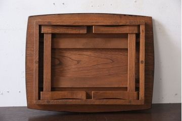 レトロ家具　小振りなサイズ!栓材製　レトロなアンティークちゃぶ台(飾り台)
