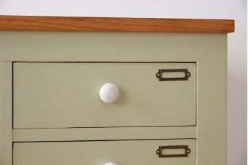 アンティーク家具　ホワイトオーク天板　ネームプレート付き!25杯引き出しのペイントサイドボード