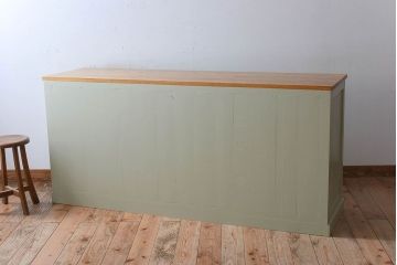 アンティーク家具　ホワイトオーク天板　ネームプレート付き!25杯引き出しのペイントサイドボード