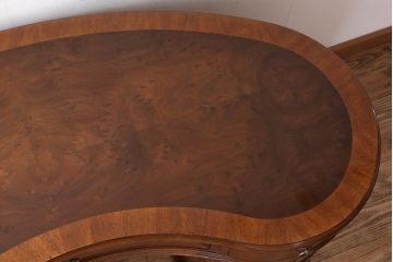 ドレクセルヘリテイジJAPAN　Cameo Classics(キャメオクラシックス)　キドニーデスク(机、在宅ワーク、在宅用)(定価約150万円)