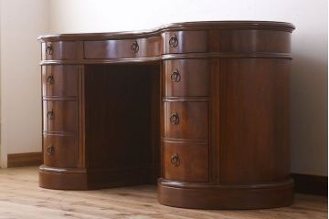 ドレクセルヘリテイジJAPAN　Cameo Classics(キャメオクラシックス)　キドニーデスク(机、在宅ワーク、在宅用)(定価約150万円)