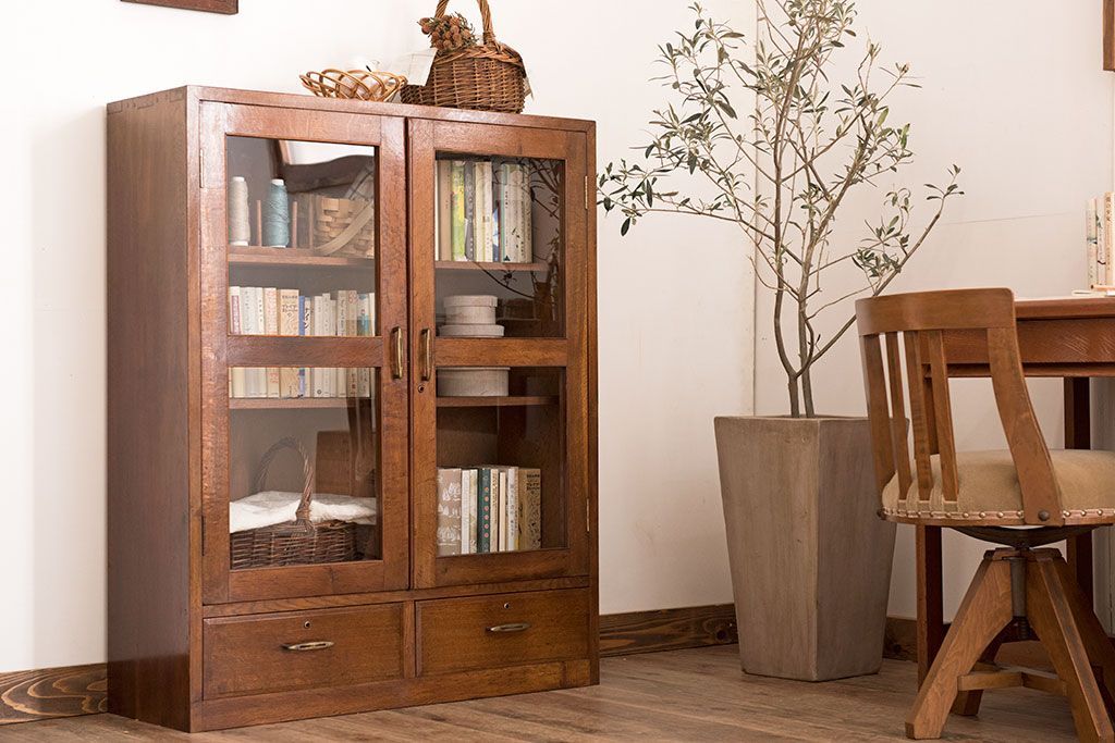 レトロ家具　和製アンティーク　ナラ材製!レトロモダンな小ぶり本箱(ブックケース)