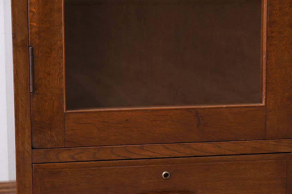 レトロ家具　和製アンティーク　ナラ材製!レトロモダンな小ぶり本箱(ブックケース)