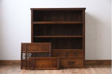 アンティーク家具　組子入り引き戸がおしゃれな和製アンティークの茶箪笥(収納棚)