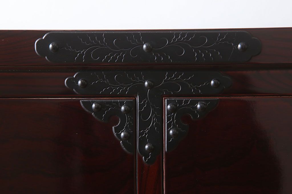 【N様ご成約分】中古　岩谷堂箪笥　手打ち金具　木地呂塗り　上質な重ね衣装箪笥