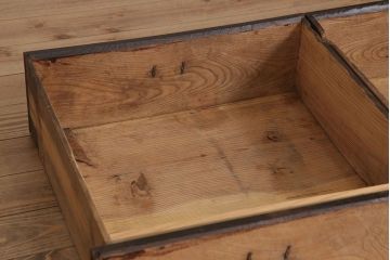 アンティーク家具　古民具・骨董　前面欅材製　江戸期の三国車箪笥