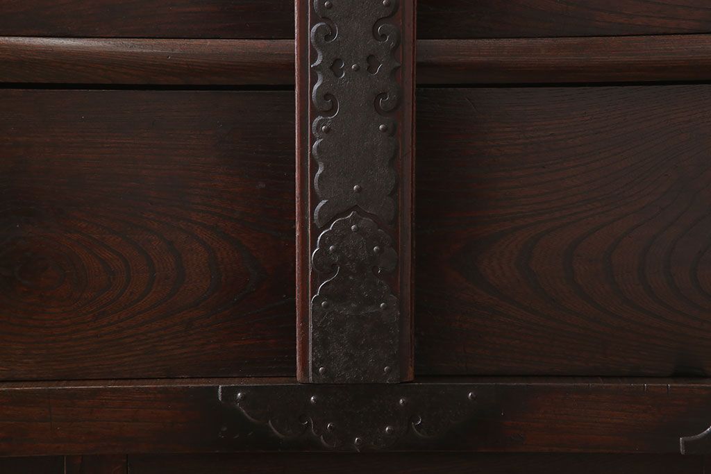 アンティーク家具　古民具・骨董　前面欅材製　江戸期の三国車箪笥