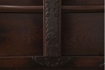 アンティーク家具　古民具・骨董　前面欅材製　江戸期の三国車箪笥