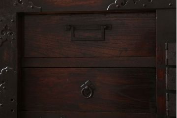 アンティーク家具　古民具・骨董　前面欅材製　江戸期の三国車箪笥