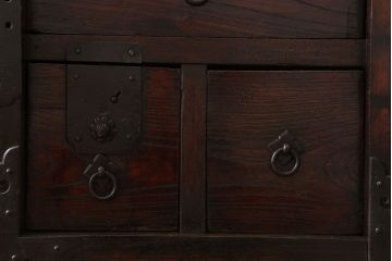 アンティーク家具　古民具・骨董　前面欅材製　江戸期の三国車箪笥