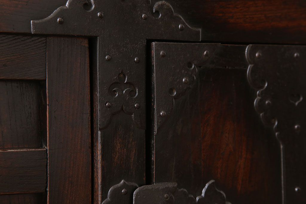 アンティーク家具　古民具・骨董　前面欅材製　江戸期の三国車箪笥