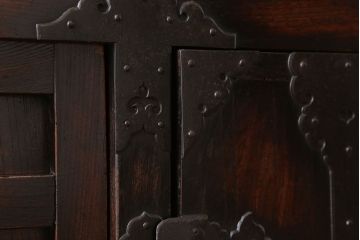 アンティーク家具　古民具・骨董　前面欅材製　江戸期の三国車箪笥