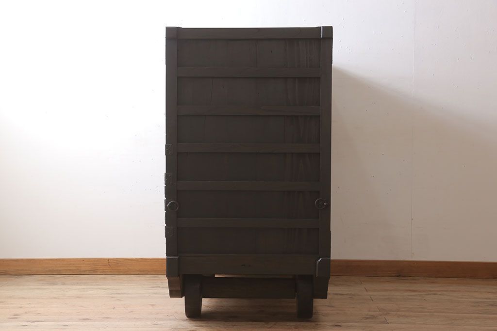 アンティーク家具　古民具・骨董　前面欅材製　江戸期の三国車箪笥