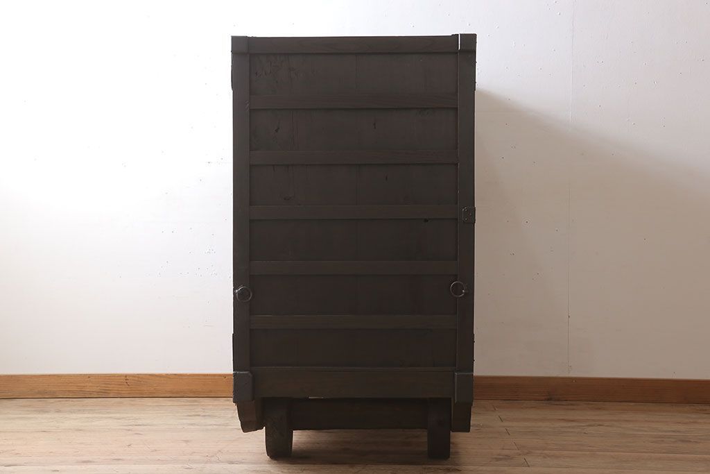 アンティーク家具　古民具・骨董　前面欅材製　江戸期の三国車箪笥