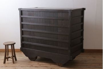 アンティーク家具　古民具・骨董　前面欅材製　江戸期の三国車箪笥