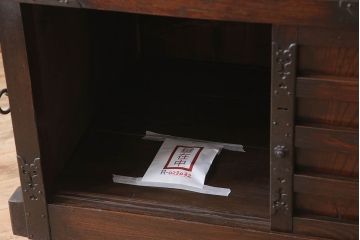 アンティーク家具　古民具・骨董　前面欅材製　江戸期の三国車箪笥