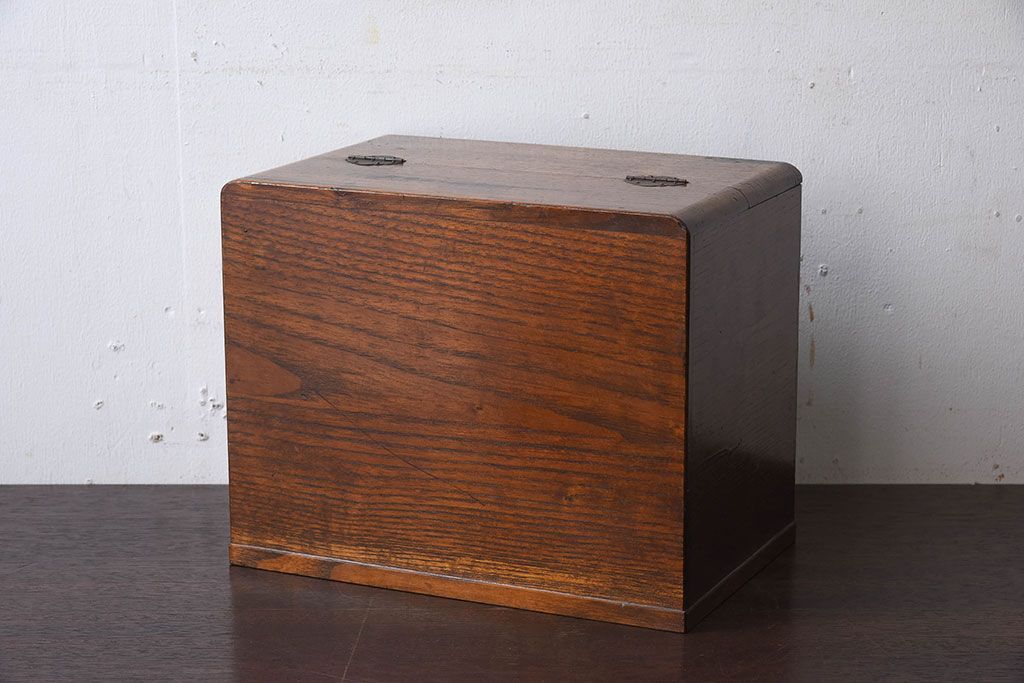 アンティーク雑貨　古い木製のレトロなアンティーク裁縫箱(小引き出し)