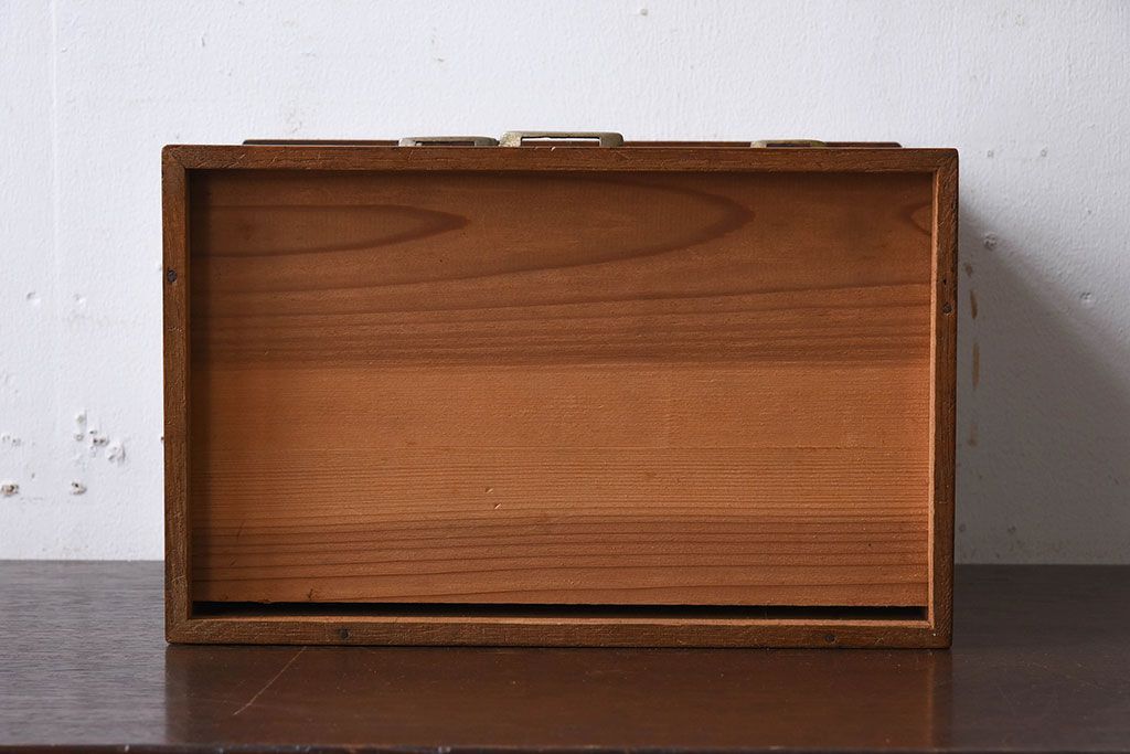 アンティーク雑貨　古い木製のレトロなアンティーク裁縫箱(小引き出し)