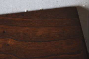 アンティーク家具　古い木製の小さな戸棚(収納棚・小引き出し)