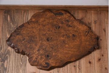 アンティーク雑貨　大正〜昭和期　瘤杢　古い栃材のアンティーク花台(飾り台)