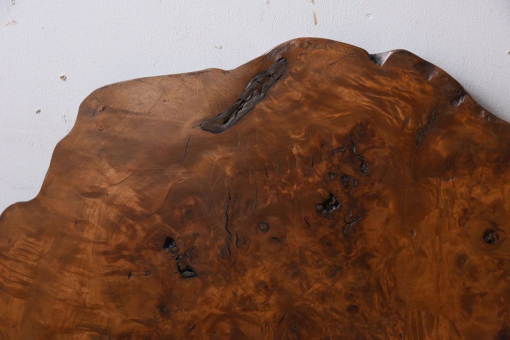 アンティーク雑貨　大正〜昭和期　瘤杢　古い栃材のアンティーク花台(飾り台)