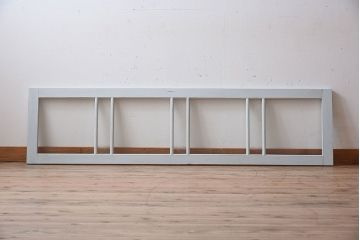 ダイヤガラス入り!フレンチグレーペイントのアンティーク明り取り(1)