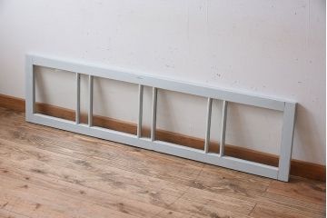 ダイヤガラス入り!フレンチグレーペイントのアンティーク明り取り(1)