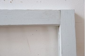 ダイヤガラス入り!フレンチグレーペイントのアンティーク明り取り(1)