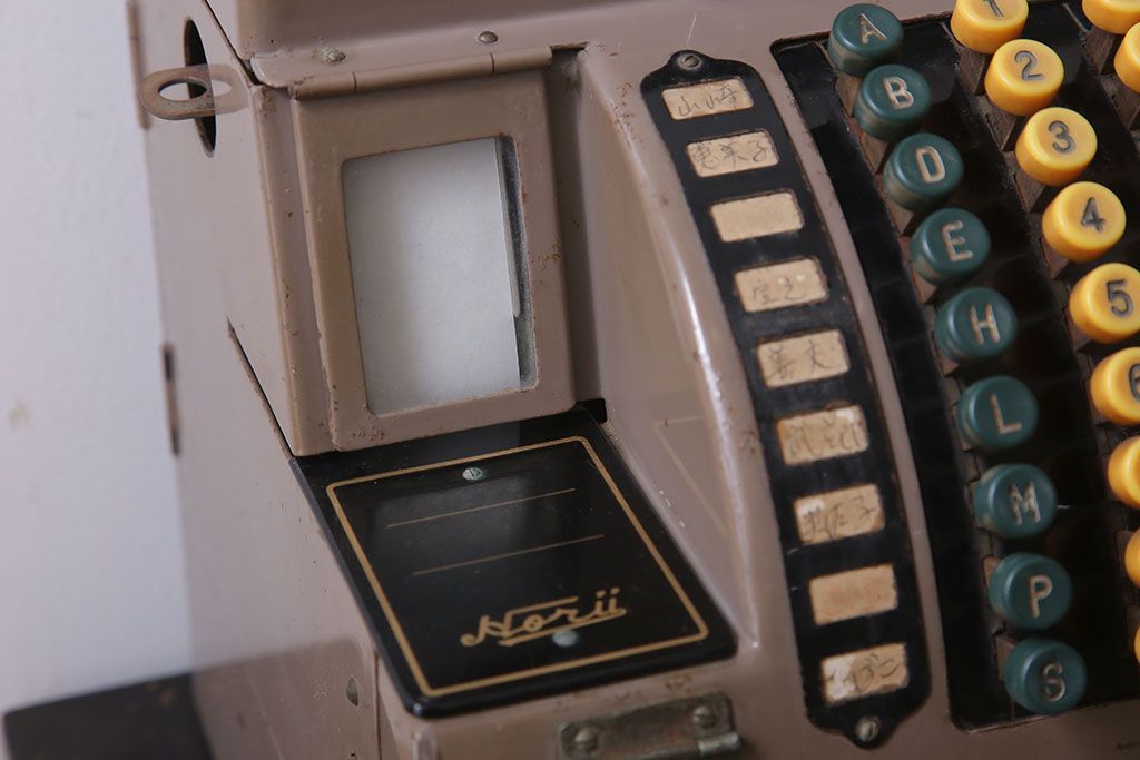アンティーク雑貨　昭和レトロ!ノスタルジックなアンティークレジスター(1)