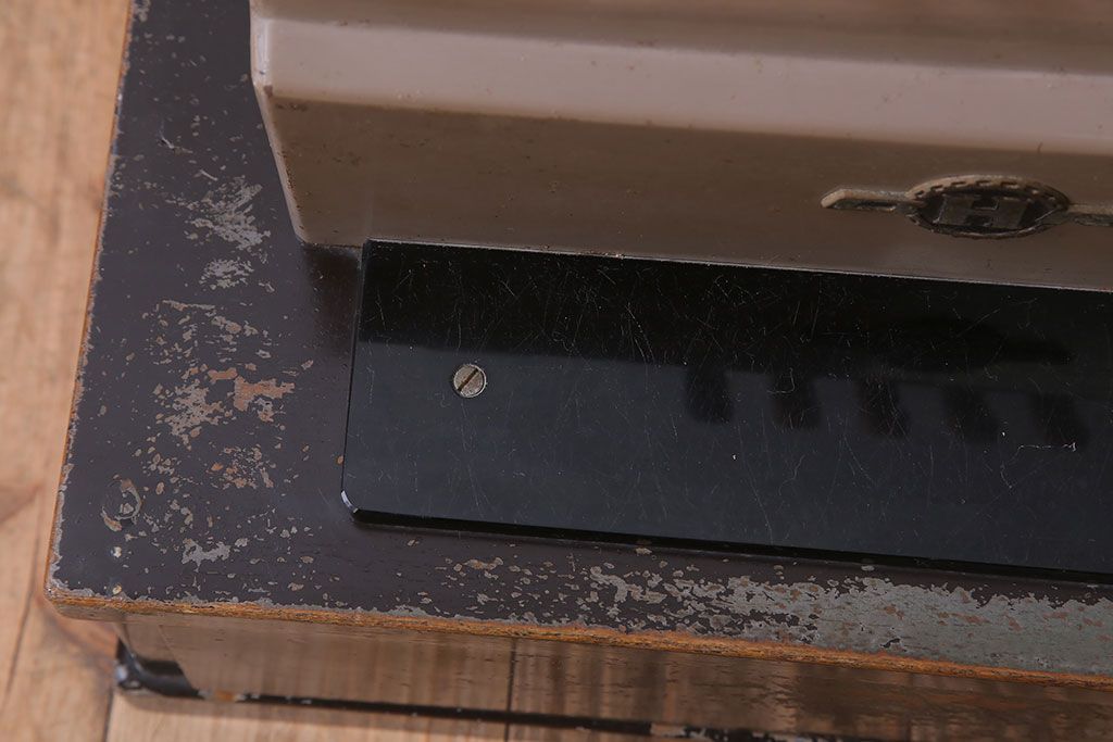 アンティーク雑貨　昭和レトロ!ノスタルジックなアンティークレジスター(1)