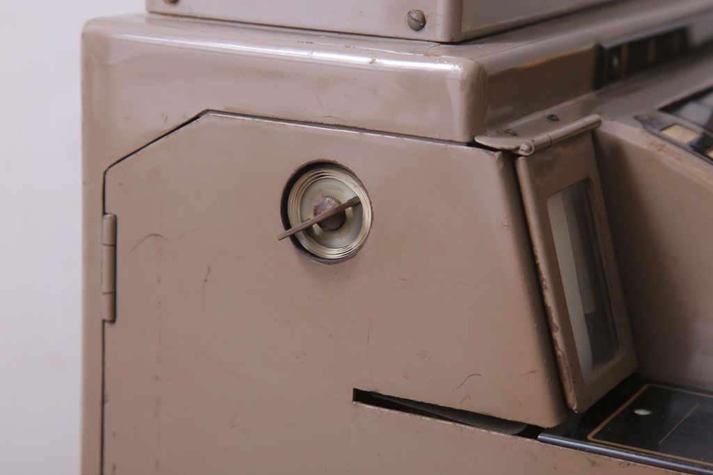 アンティーク雑貨　昭和レトロ!ノスタルジックなアンティークレジスター(1)