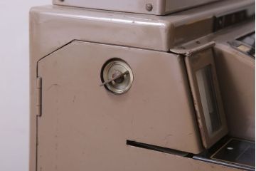 アンティーク雑貨　昭和レトロ!ノスタルジックなアンティークレジスター(1)