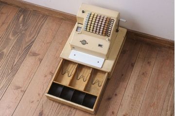アンティーク雑貨　昭和レトロ!ノスタルジックなアンティークレジスター(2)