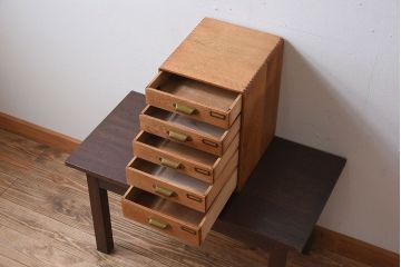 レトロ家具　ナラ材製!レトロかわいい小引き出し(2)