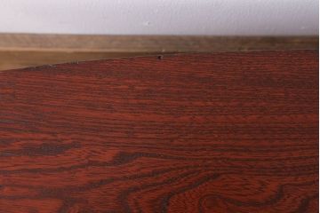 レトロ家具　小振りなサイズ!栓材製　レトロなアンティークちゃぶ台(飾り台)(1)
