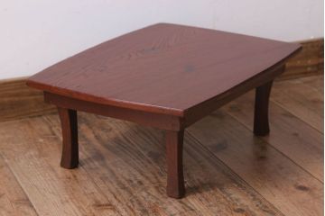 レトロ家具　小振りなサイズ!栓材製　レトロなアンティークちゃぶ台(飾り台)(1)