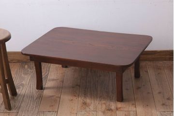 レトロ家具　小振りなサイズ!栓材一枚板　レトロなアンティークちゃぶ台(飾り台)