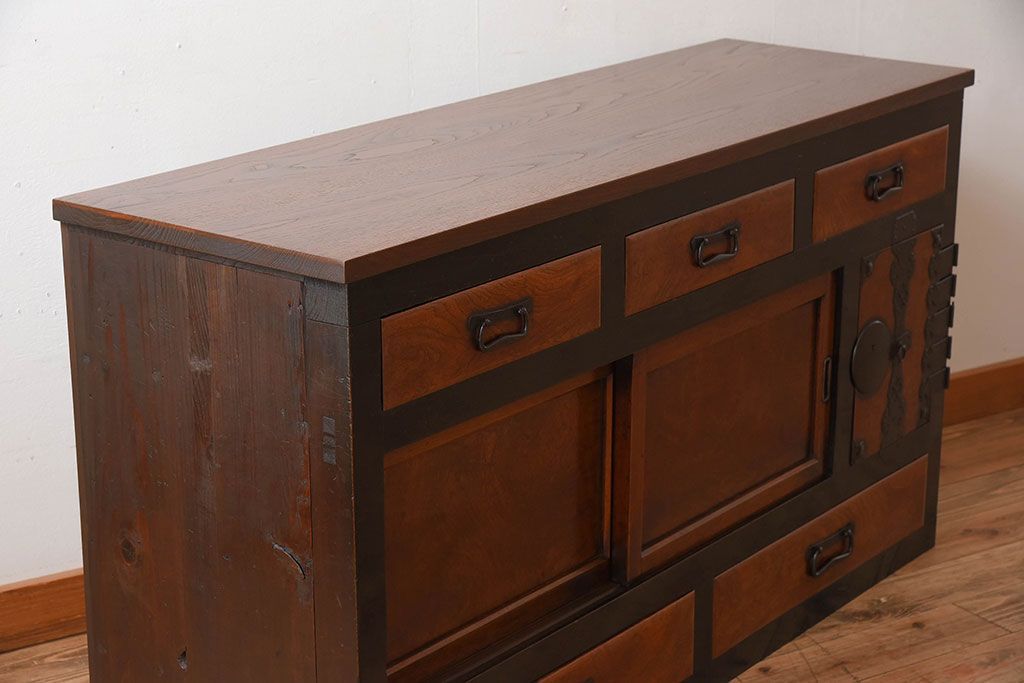 アンティーク家具　古民具・骨董　前面欅材・枠檜材製　明治期の古い時代箪笥サイドボード