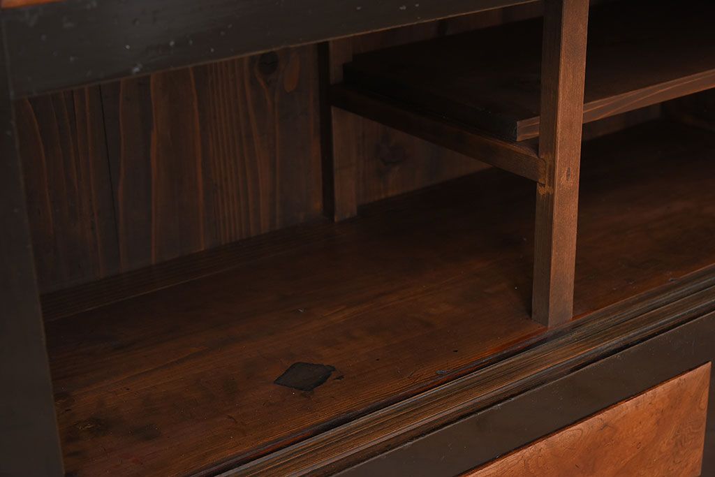 アンティーク家具　古民具・骨董　前面欅材・枠檜材製　明治期の古い時代箪笥サイドボード