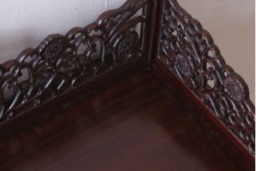 中古　民芸家具　唐木製　高級品!彫刻が素晴らしいサイドボード(キャビネット)(定価約220万円)