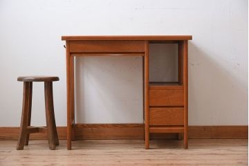 レトロ家具　タモ材製!レトロな和製アンティークの片袖机(デスク)