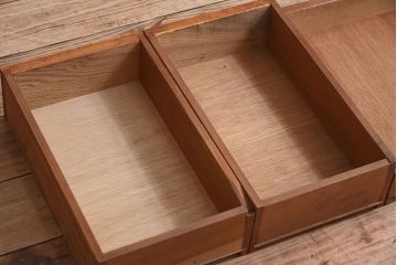 レトロ家具　タモ材製!レトロな和製アンティークの片袖机(デスク)