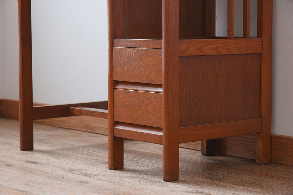 レトロ家具　タモ材製!レトロな和製アンティークの片袖机(デスク)