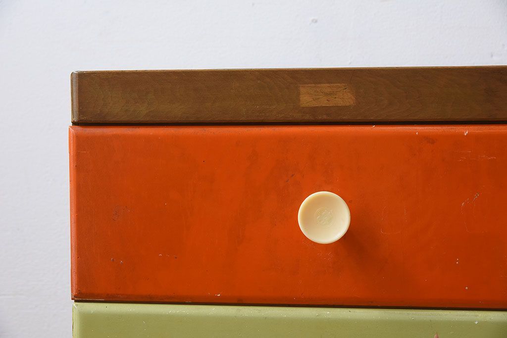 レトロ家具　昭和レトロ!カラフルなアンティークチェスト(引き出し)