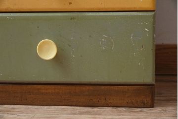 レトロ家具　昭和レトロ!カラフルなアンティークチェスト(引き出し)
