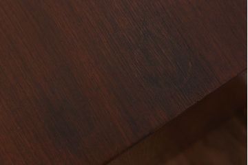 ヴィンテージ家具　チーク材!北欧ビンテージのシャッターリビングボード(サイドボード)